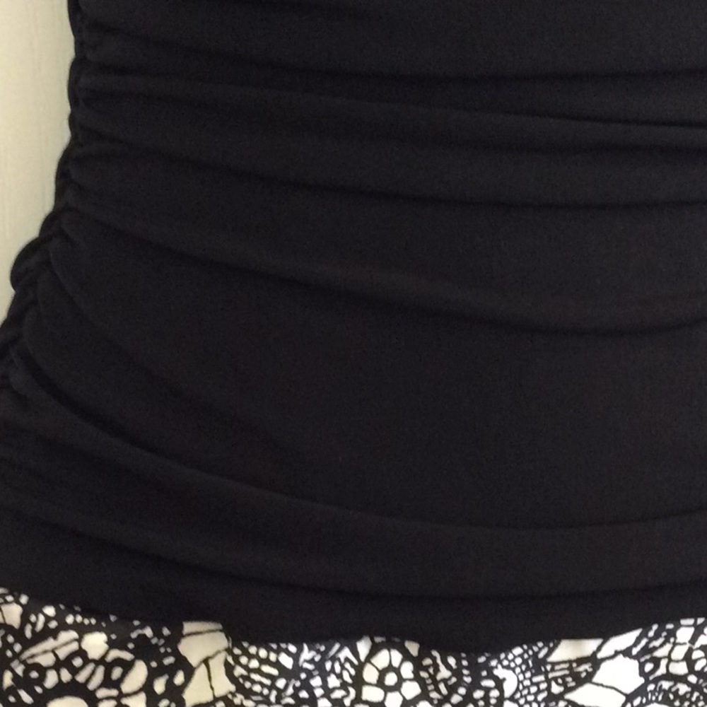 Dress - Picture 4 of 4